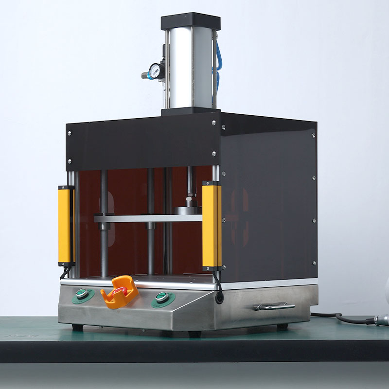 SaltoAir tightness test fixture